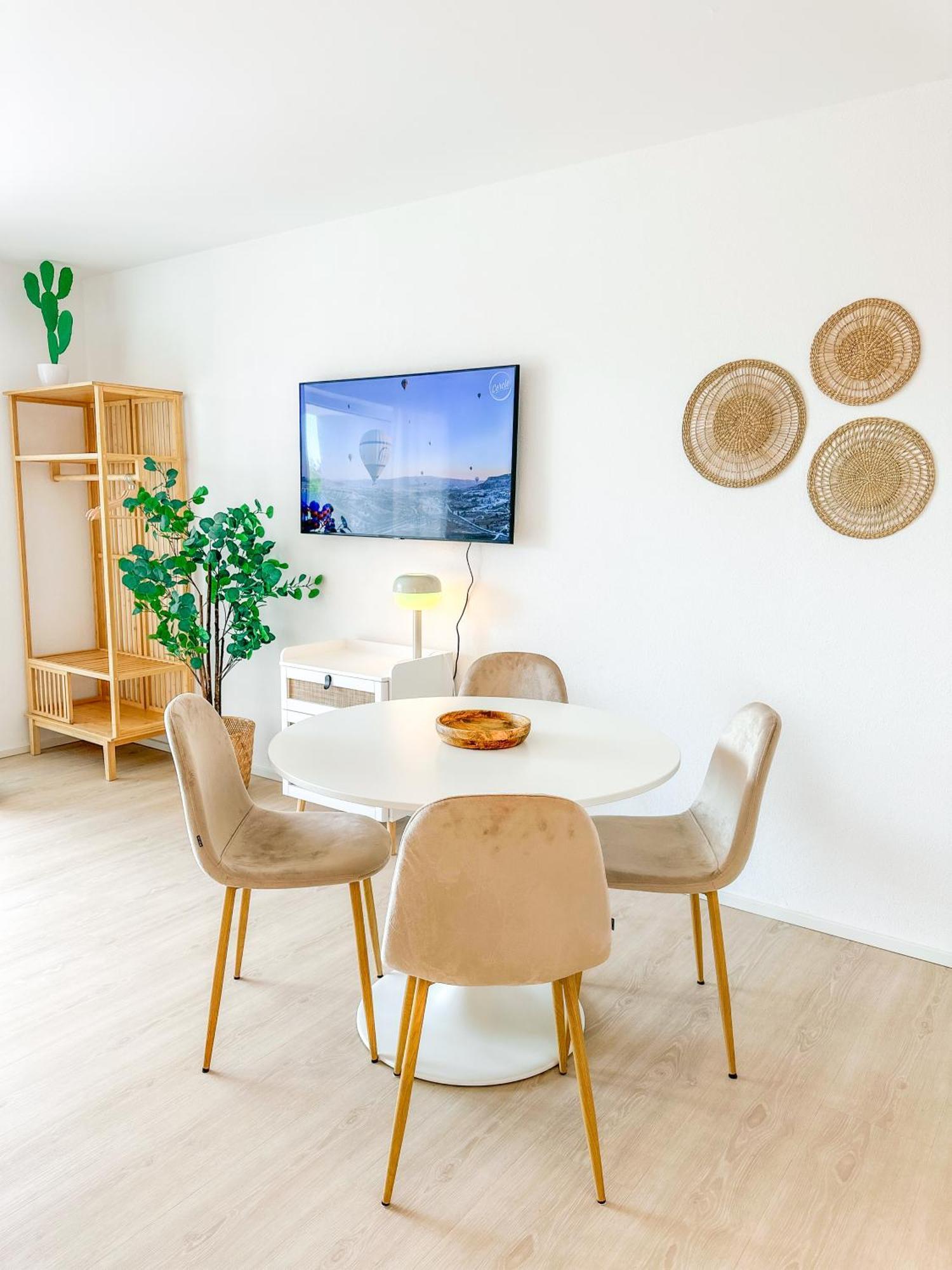Thesunset Club - Studio II - Kueche - Balkon - Parken Memmingen Kültér fotó